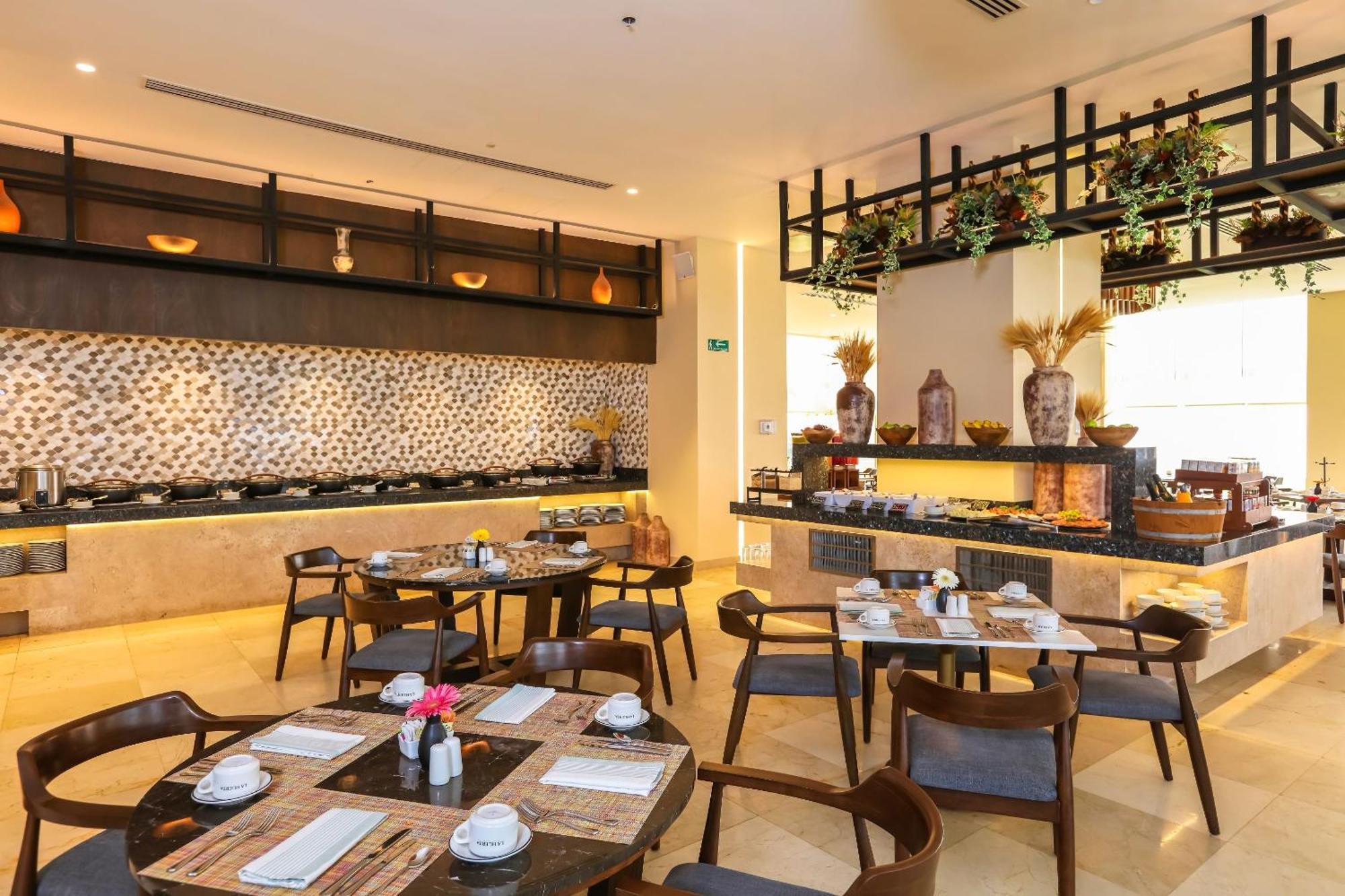فندق كامينو ريال فيراكروز المظهر الخارجي الصورة The restaurant at the hotel